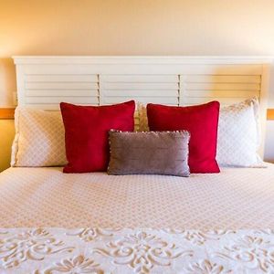 King Studio Upper Floor Sofa Sleeper Non Pet-Friendly